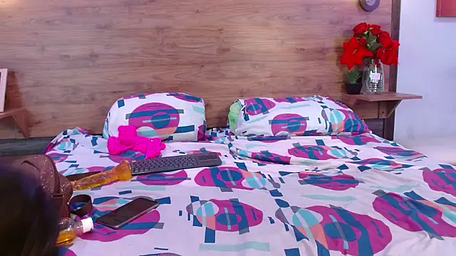 shanna_wells (F young) - FUCK PUSSY WITH BIG TOY