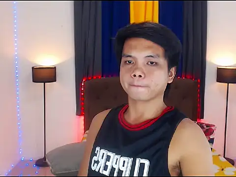 ianhardfucker (M young) - HORNY HERE