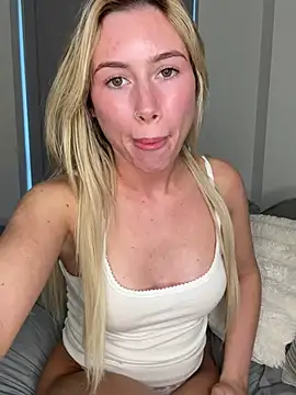 SexySaraxxoo's live cam