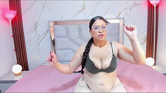 ivonygarciia - IvonyGarciia's free webcam