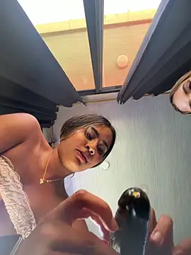 l0lita_emi (G young) - Finger ass + finger pusy + zom ass