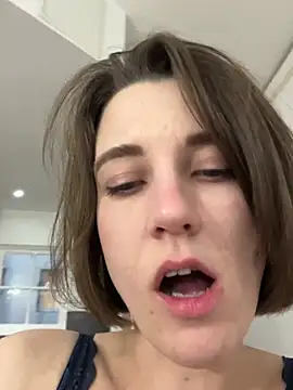 kamorana (F young) - Cum from a vacumator