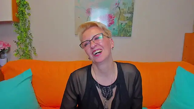 iamyourdream89 live cam profile