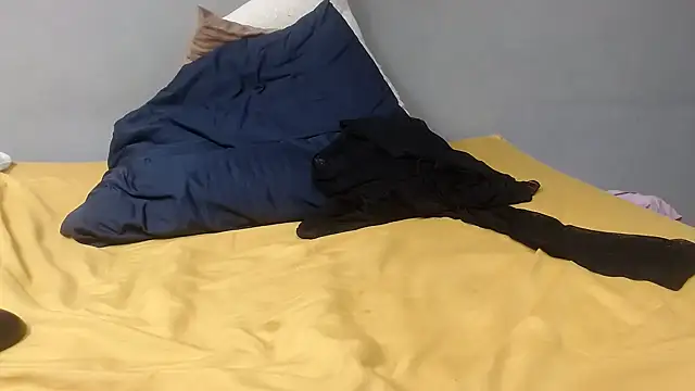 thickdiva99 - ThickDiva99's free webcam - UK Sex Cams