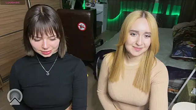 xxx_sandra_ (G young) - suck nipples