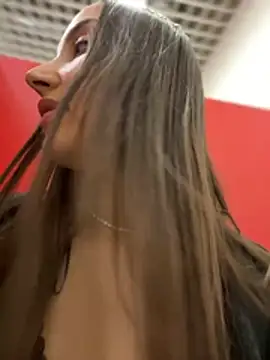 ICrazyOneIRL live cam profile