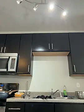 GoldenTemptation live sex cam