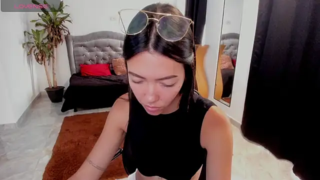 fox_valerie - Fox_valerie's free webcam - UK Sex Cams