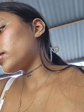 lorena_mcfly - Lorena_Mcfly's free webcam - UK Sex Cams