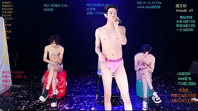 GGBond-02 Live Webcam on Stripchat