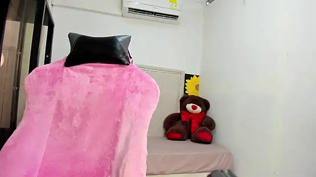 bad_bunnyy_ - Bad_bunnyy_'s free webcam - UK Sex Cams