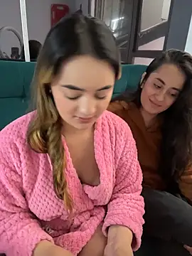 antonella_julieta - Antonella_Julieta's free webcam - UK Sex Cams