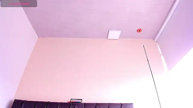 iisabella_noa - Iisabella_noa's free webcam - UK Sex Cams