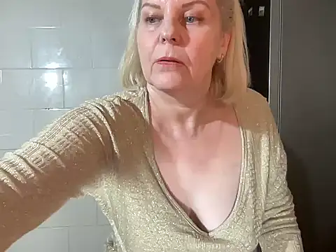 milaja live cam profile