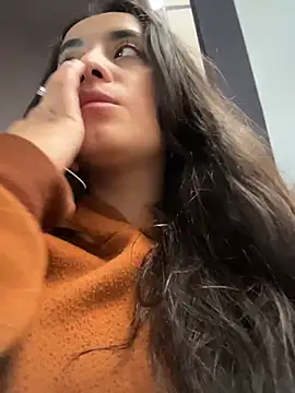 Antonella_Julieta live cam profile