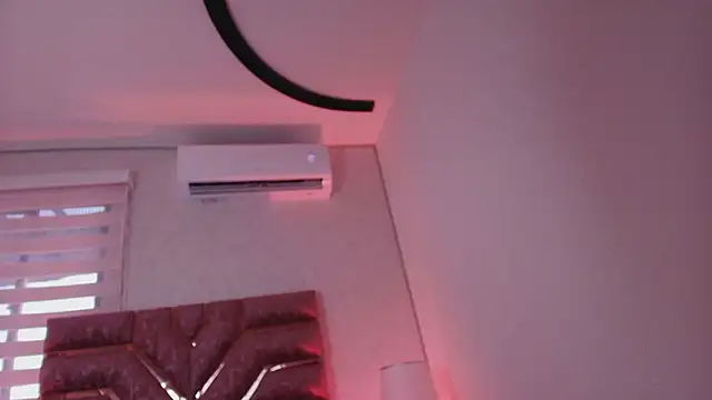 sofia_go_ - Sofia_go_'s free webcam - UK Sex Cams