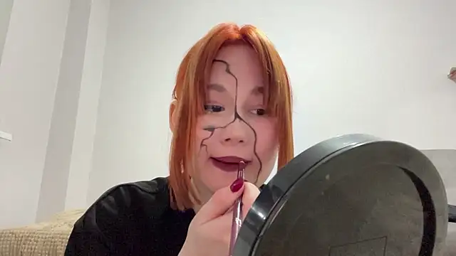 mailahowl - MailaHowl's free webcam - UK Sex Cams