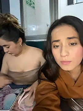 Antonella_Julieta live cam profile