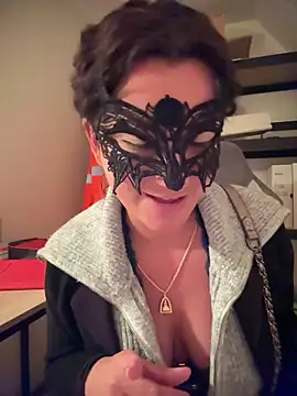 lovesperm75 - LoveSperm75's free webcam - UK Sex Cams