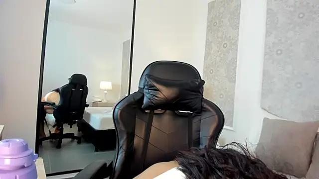 evelin_villan - Evelin_villan's free webcam - UK Sex Cams