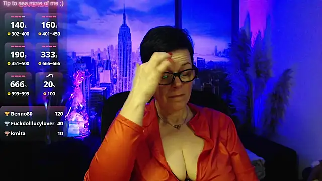 ninarandmann - Ninarandmann's free webcam - UK Sex Cams