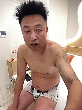 xiaoyu-10 - Xiaoyu-10's free webcam - UK Sex Cams