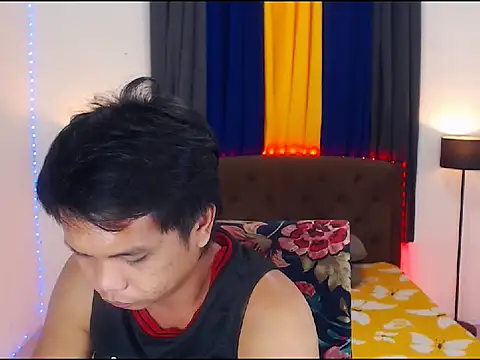 ianhardfucker (M young) - HORNY HERE