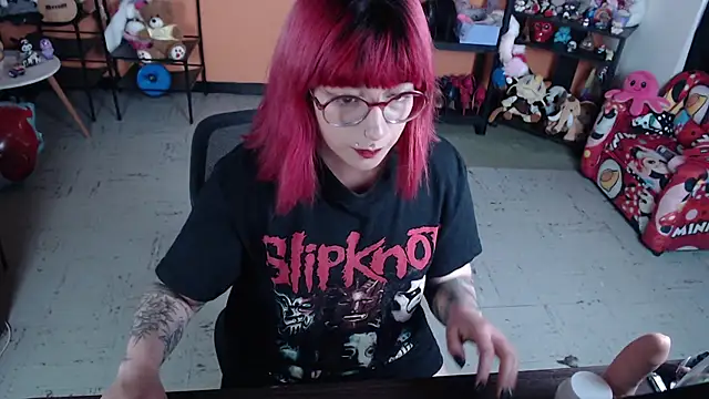 MissMiia2 live sex cam