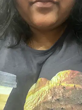 Webcam Model (radhikkaa)  is live.Free join now!