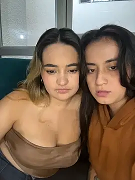 Antonella_Julieta live cam profile