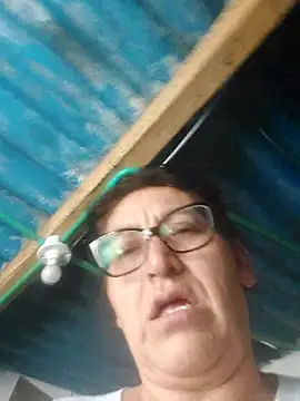 clarita_01 - Clarita_01's free webcam - UK Sex Cams