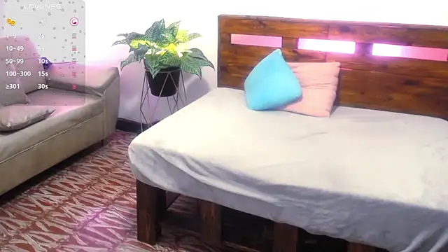 Yeseniaa25_ live cam