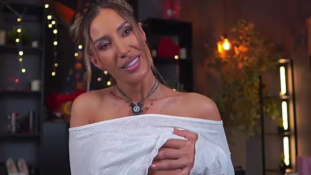 Evelyn_Evyyy's Live Sex Cam Show