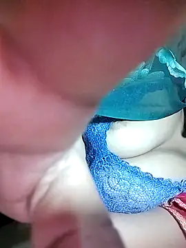 Hot_bhabhi300 live cam