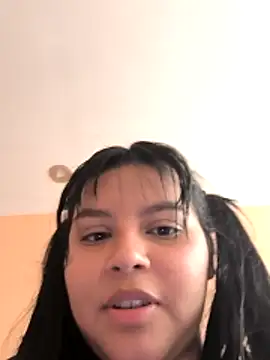 Hinae_ live cam profile