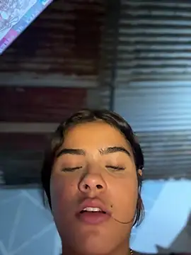 kaily_sweet16 (F teen) - Silence, let's fuck my pussy vibrator