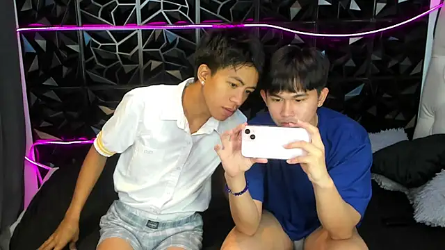 davincihugecock live sex cam