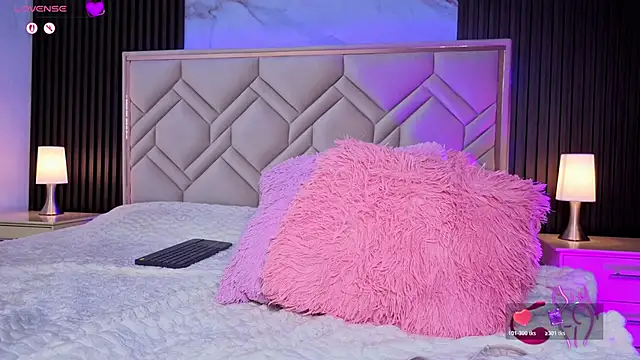 miaafarrel (F teen) - A display of sensuality with my big butt