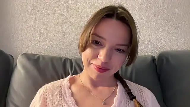 Victoria1Love live cam profile