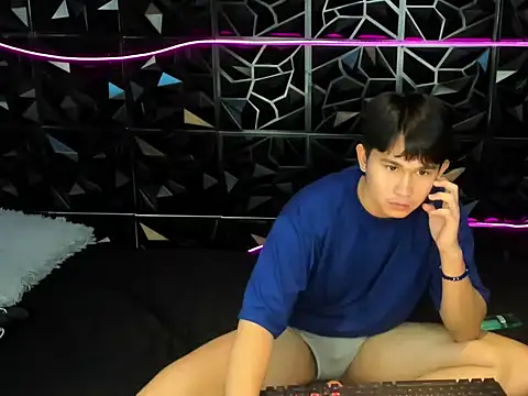 davincihugecock live cam