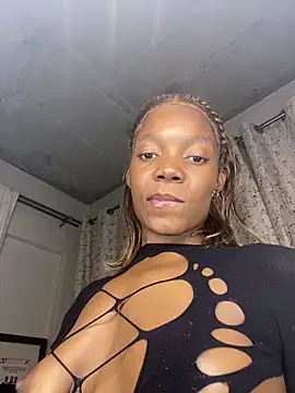 prettydollyy live cam