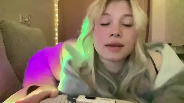 Lulu_Di live cam