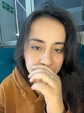 Antonella_Julieta live cam profile