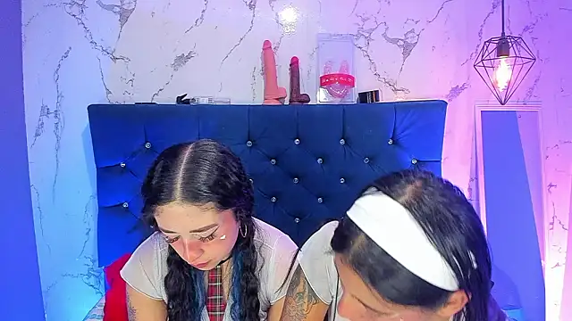 Preview of dakotaa_johnson