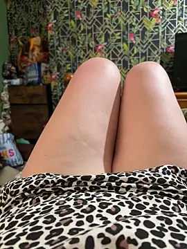 hairybuthot - HairyButHot's free webcam - UK Sex Cams