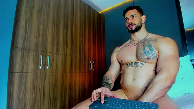 massimo_visconti - Massimo_visconti's free webcam - UK Sex Cams