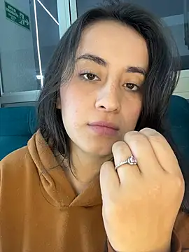 Antonella_Julieta live cam profile