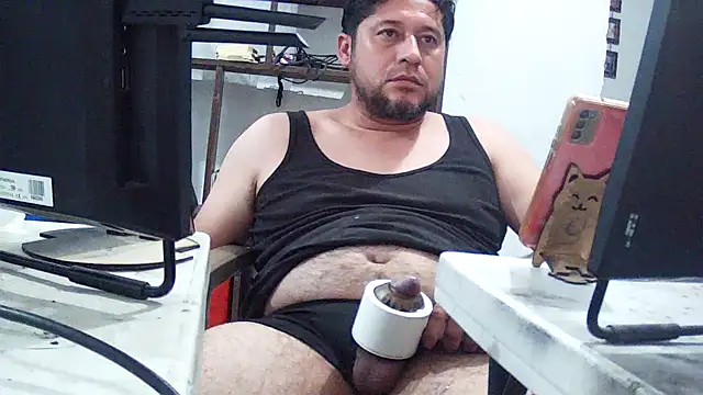 simpatico1000 - Simpatico1000's free webcam - UK Sex Cams