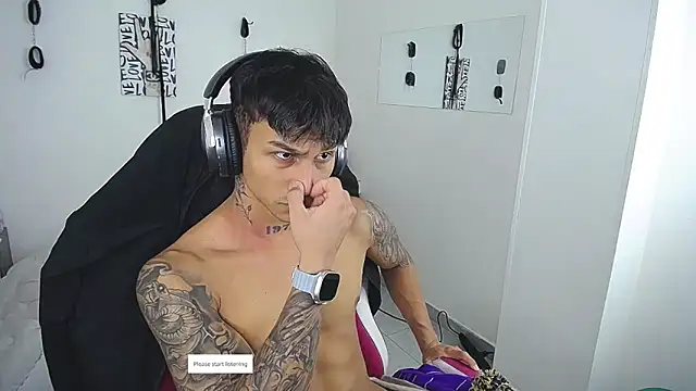 Leonard_Price live sex cam