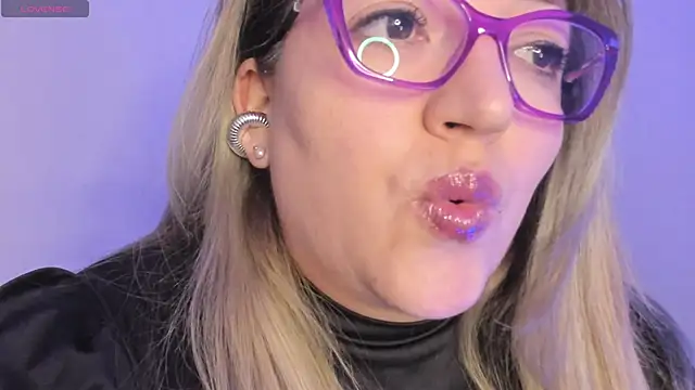 Naty_Mature_ live cam